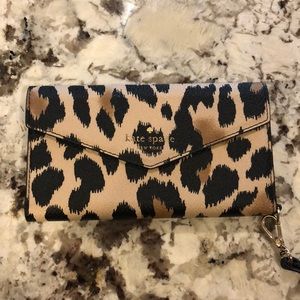 Kate Spade phone wristlet for iPhone 7 and 8